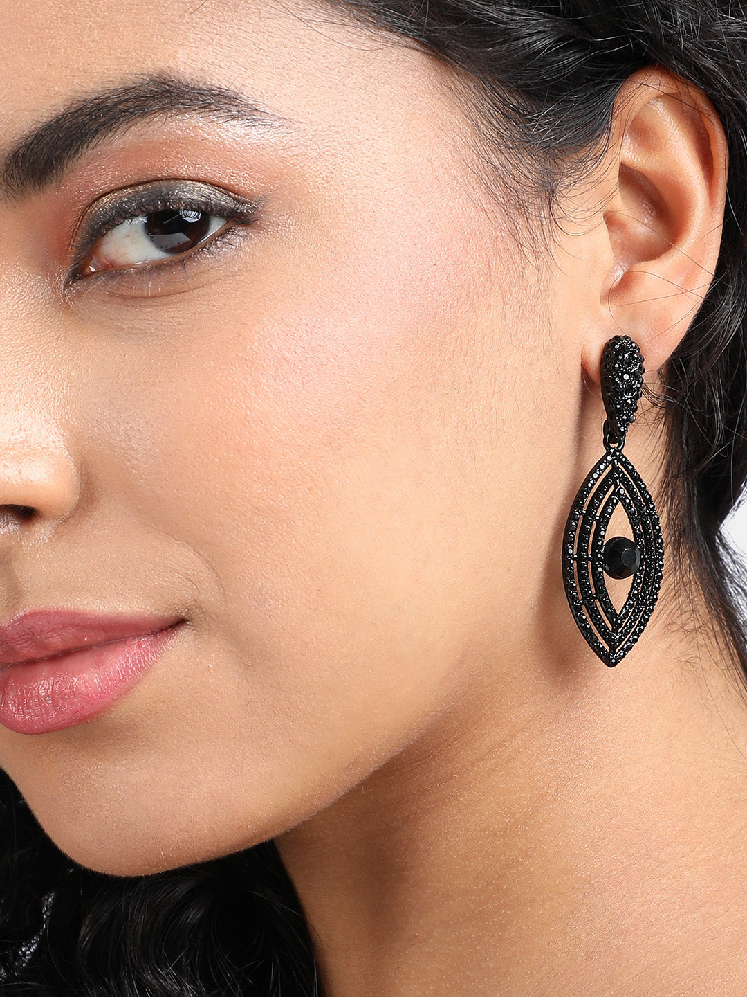 Contemporary Artificial Stones Drop Earrings