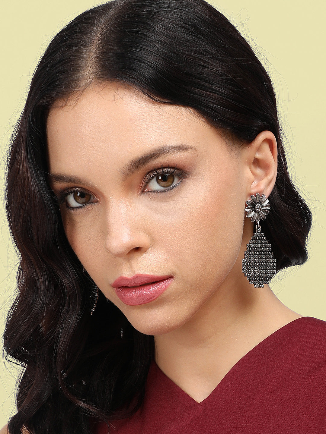 Silver-Plated Stone-Studded Teardrop-Shaped Drop Earrings