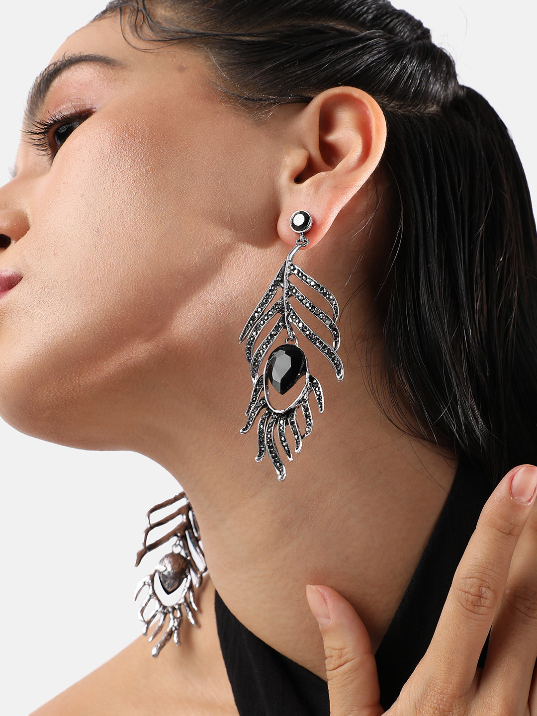 Contemporary Studs Earrings