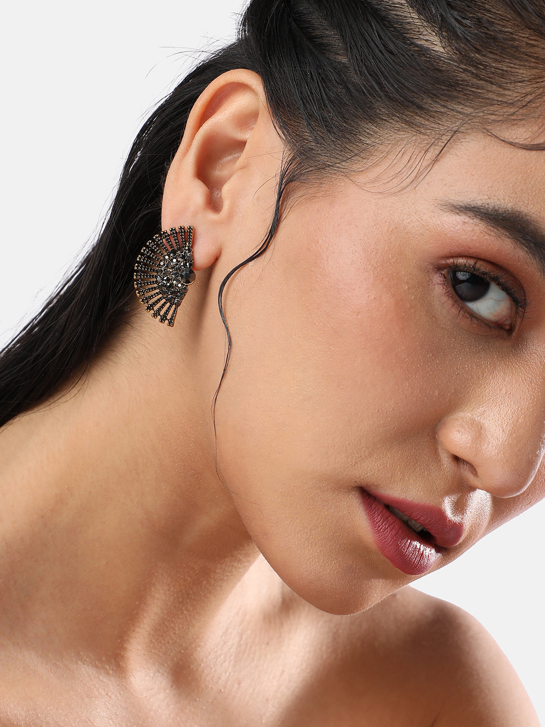 Contemporary Studs Earrings