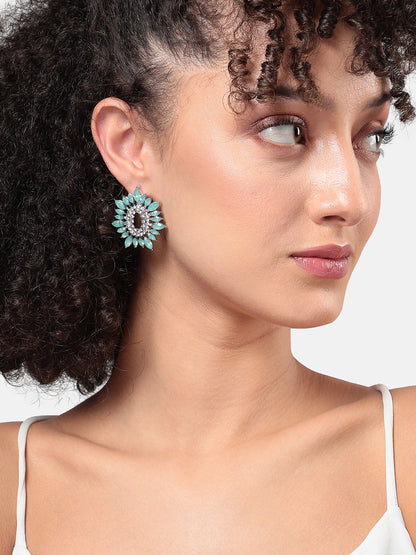 Contemporary Studs Earrings