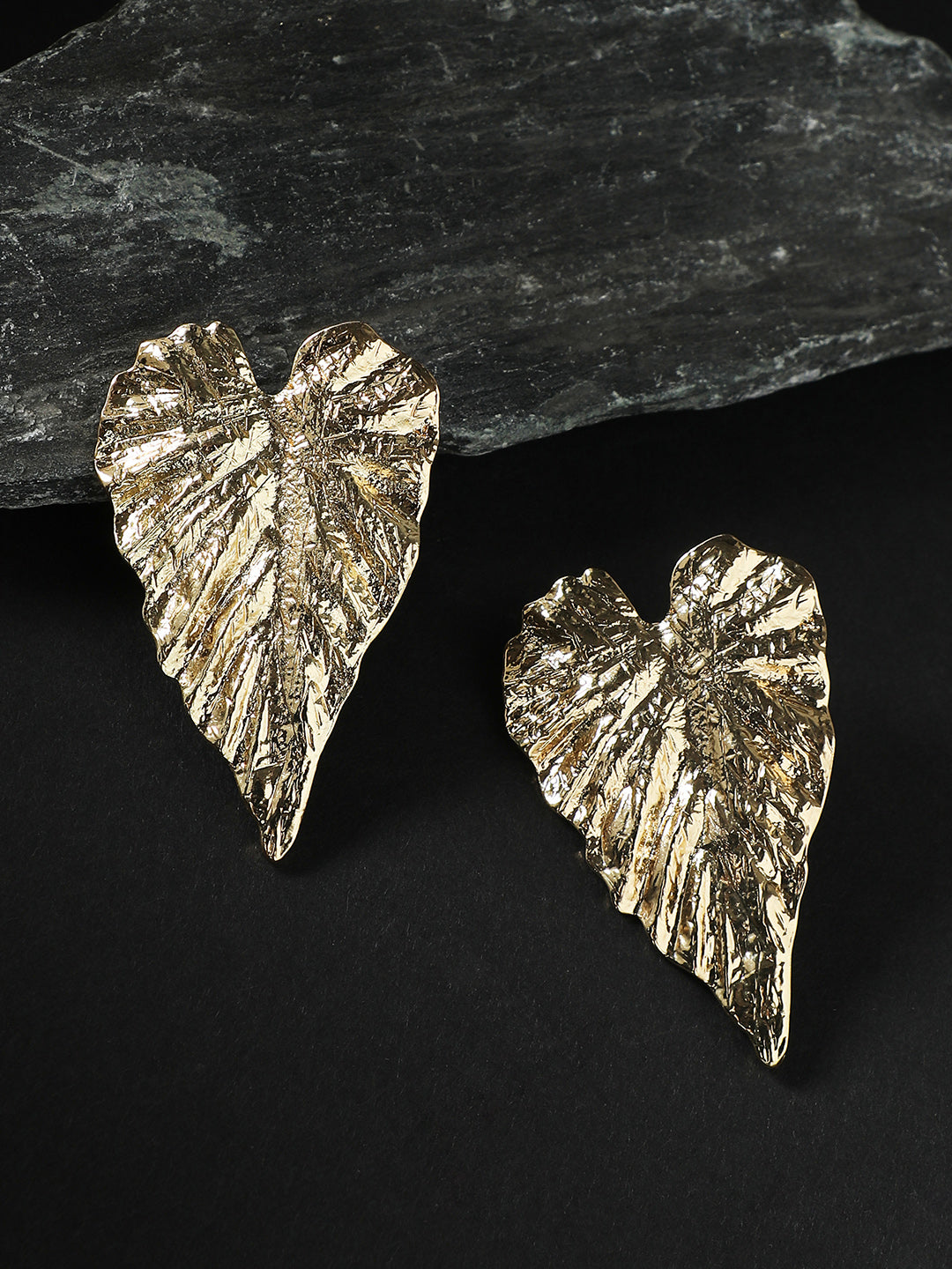 Contemporary Studs Earrings