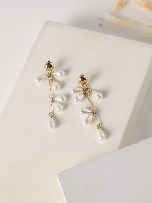 Contemporary Studs Earrings