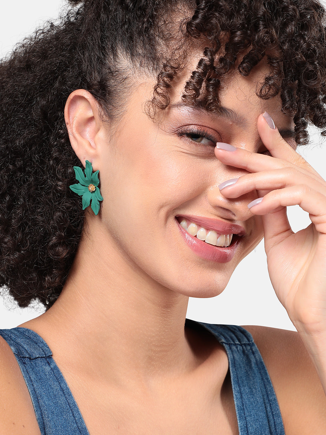 Contemporary Studs Earrings