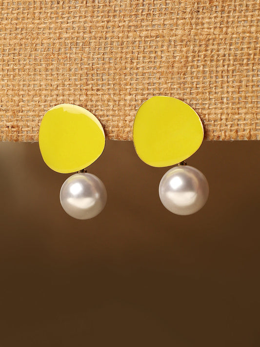 Gold-Plated Pearls Drop Earrings