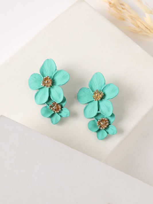 Contemporary Studs Earrings
