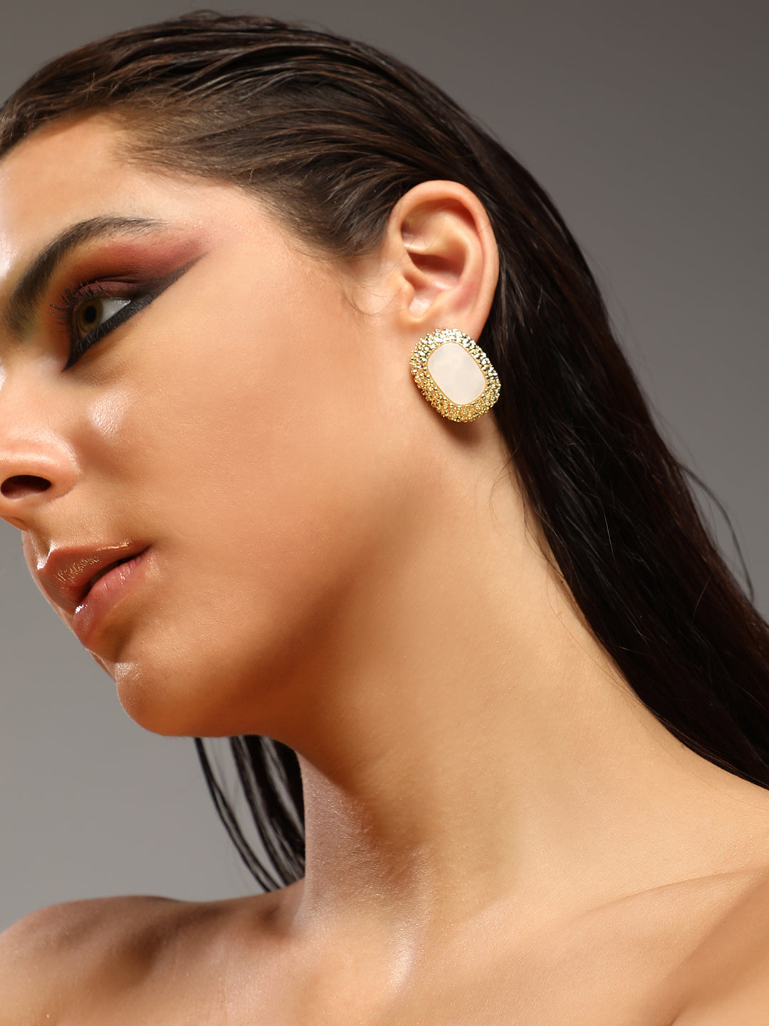 Women's The Celeste Stud Earrings - Pearl White