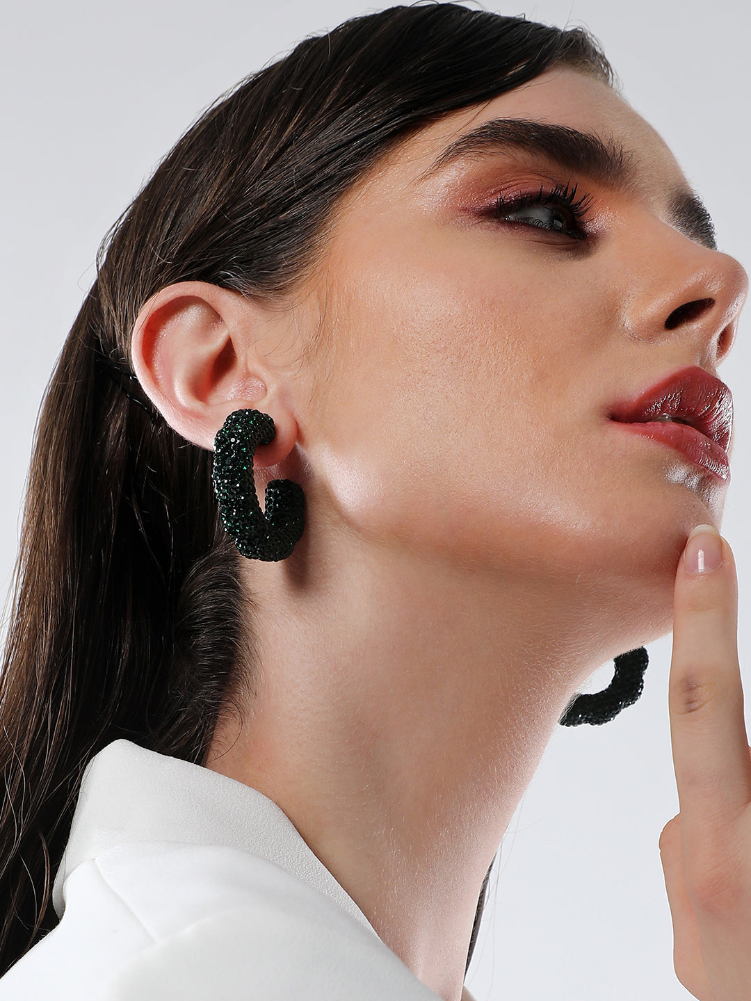 The Jingle Hoop Earrings - Emerald Green-SOHIER8976