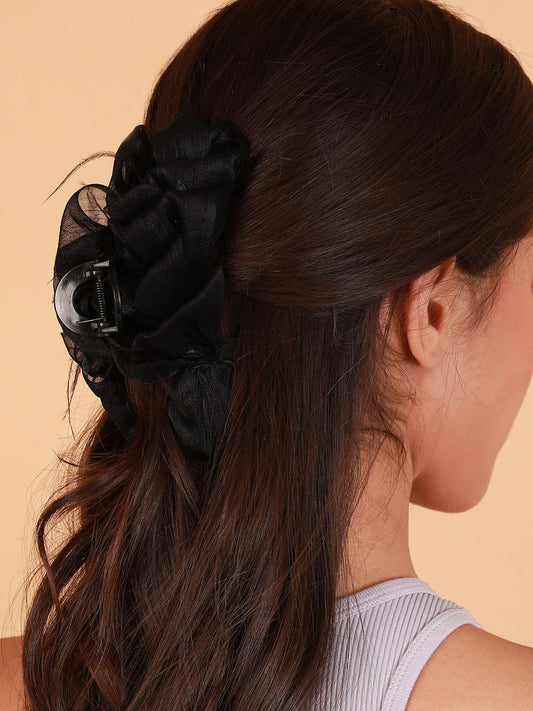 The Ruched Claw Clutch - Midnight Black-SOHIHC1002