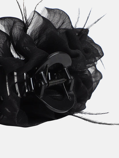 The Ruched Claw Clutch - Midnight Black-SOHIHC1002