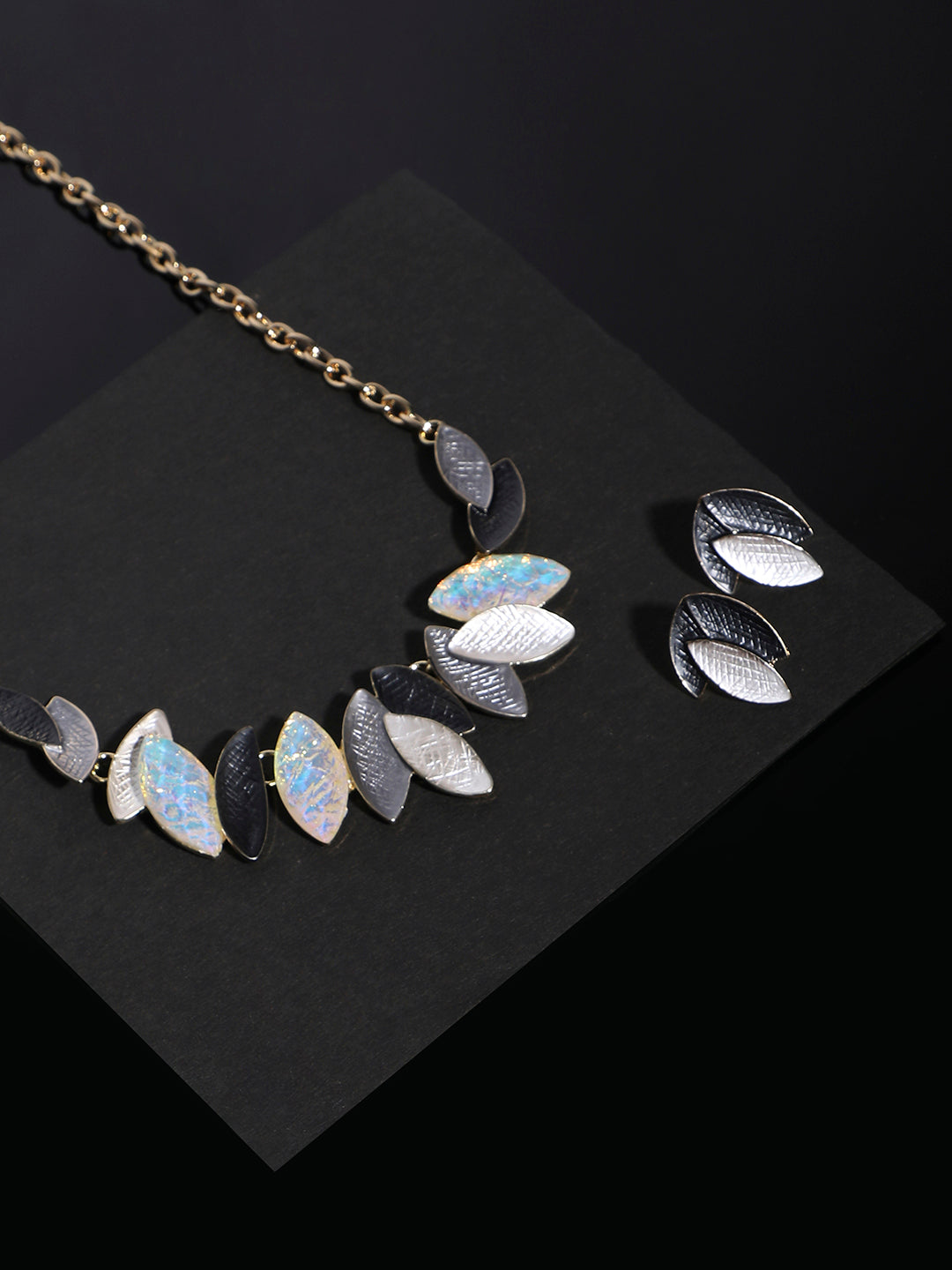 Gold-Plated Lanceolate Jewellery Set