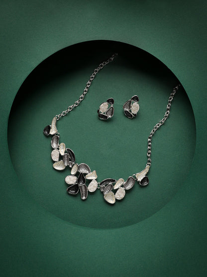 Silver-Plated Dented Abstract Jewellery Set