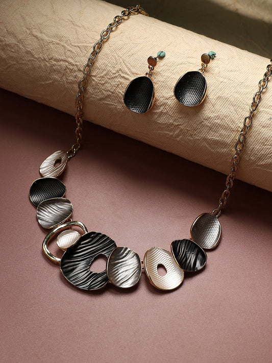 Gold-Plated Textured Abstract Jewellery Set