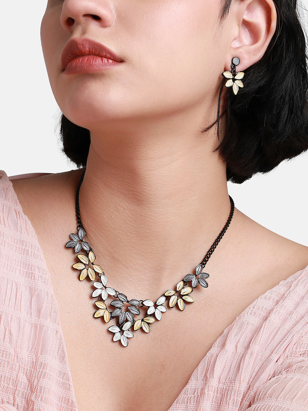 Foliage Necklace Earrings Jewellery Set