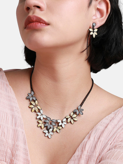 Foliage Necklace Earrings Jewellery Set
