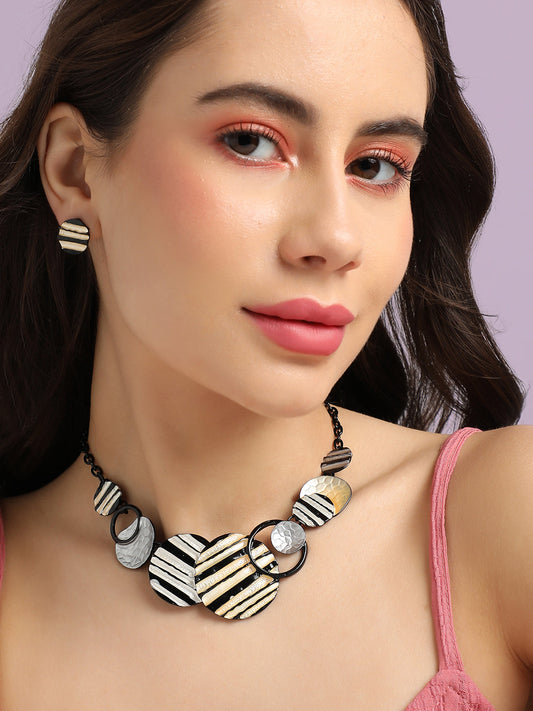 Textured Circular Necklace Earrings Jewellery Set