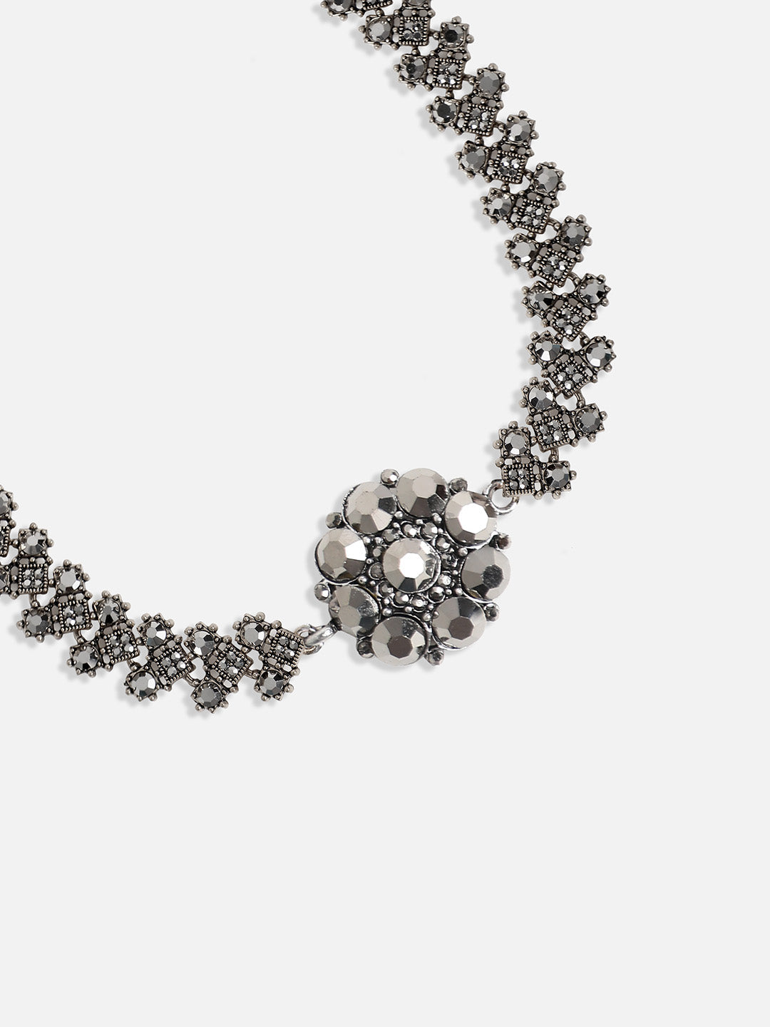 Silver-Plated Artificial Stones Studded Choker Jewellery Set