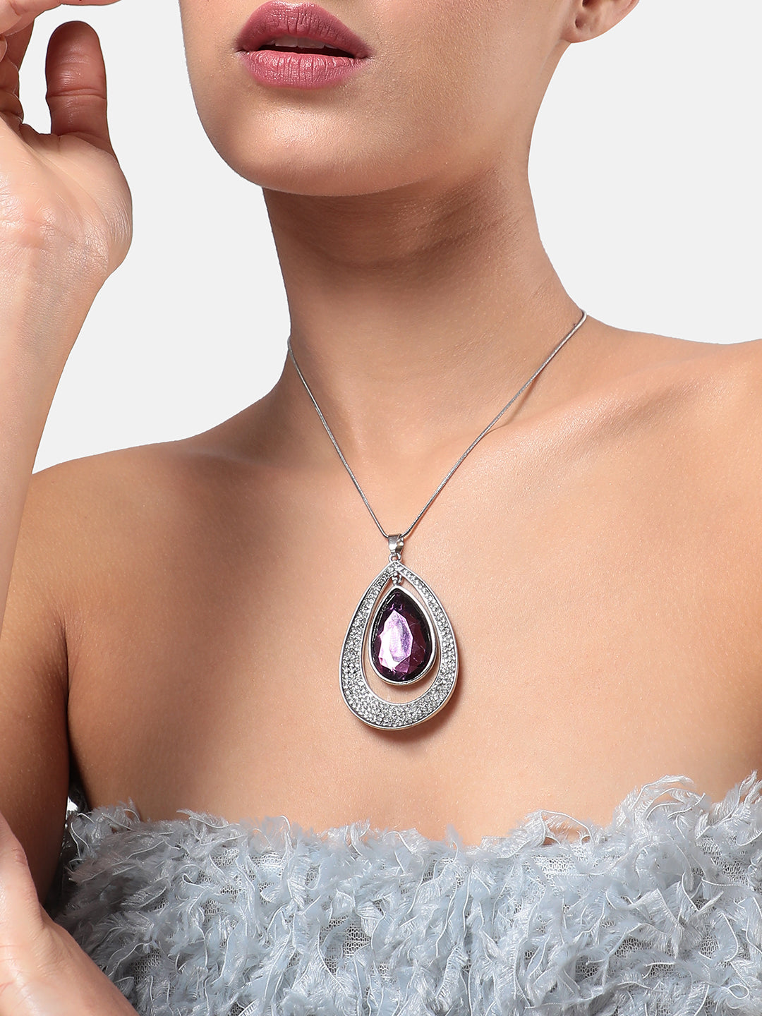 Silver-Plated Oval-Shaped Artificial Stones Studded Pendants With Chains