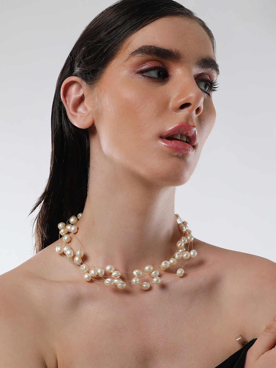 The Venezia Collar Necklace - Pearl White-SOHINC8859
