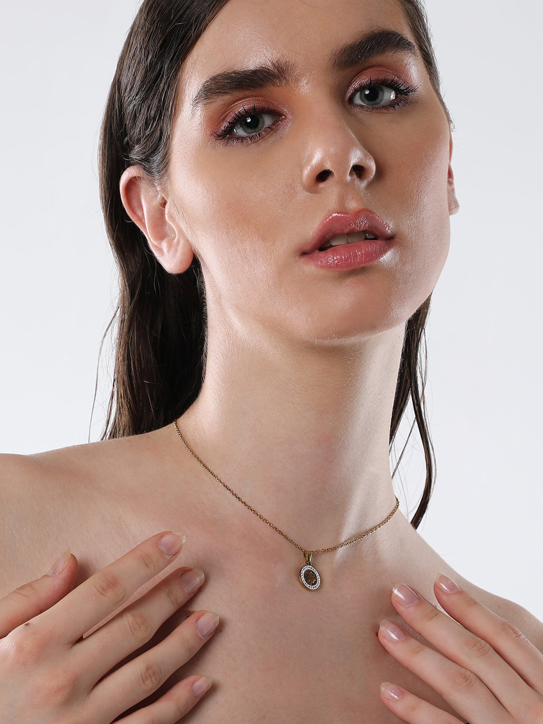 The Clover Pendant Necklace - California Gold-SOHINC8861