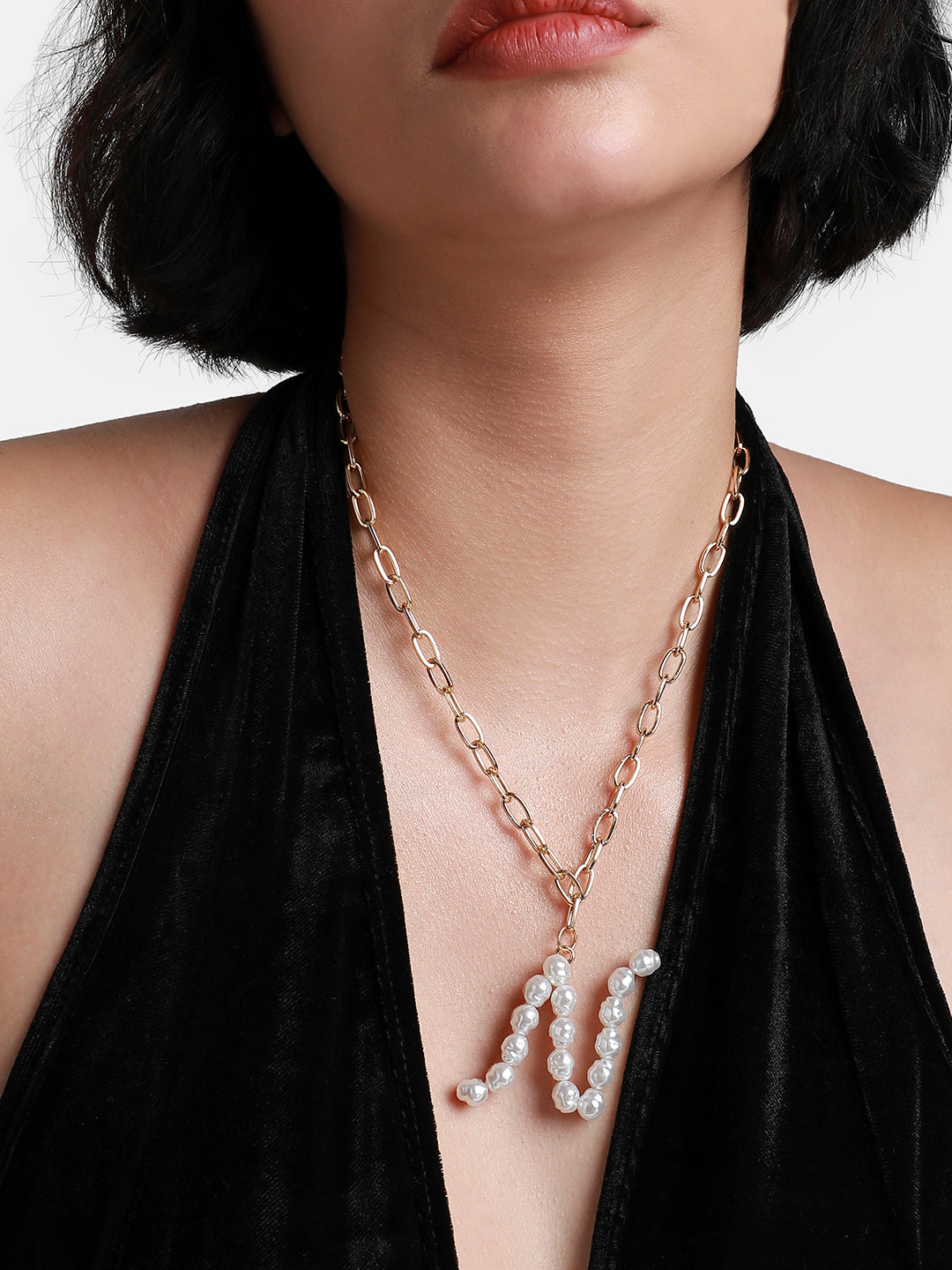 Pearls Minimal Necklace