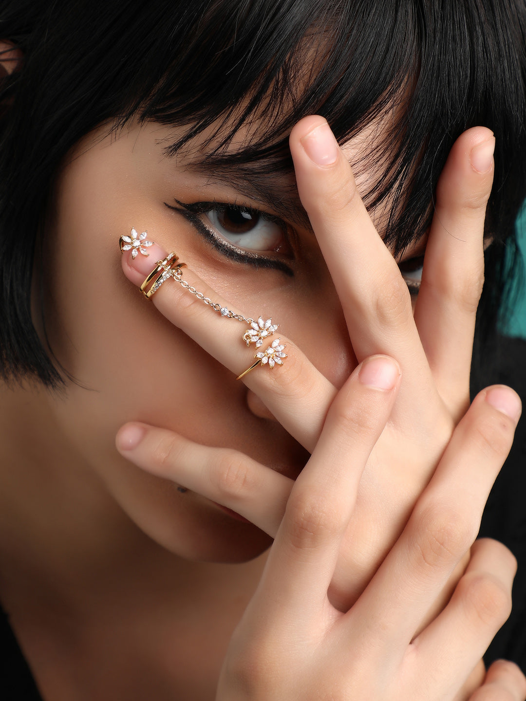 Set Of 4 Gold-Plated Stone Studded Rings