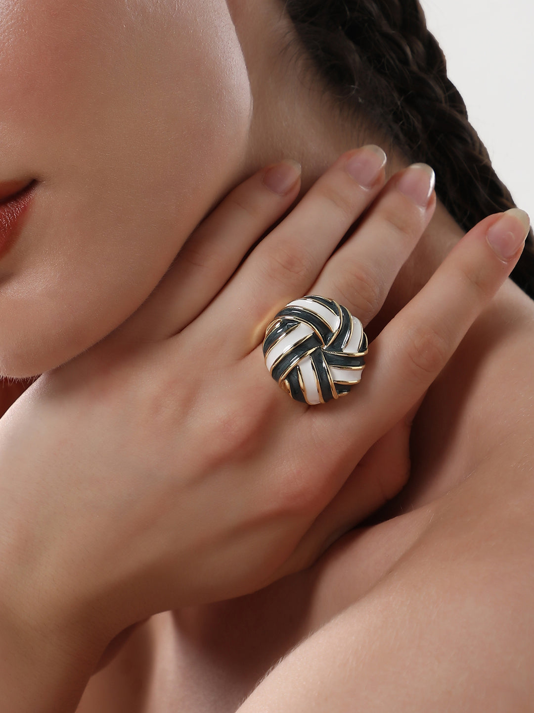 The Candy Swirl Statement Ring - Onyx Black & Chalk White-SOHIRG6118