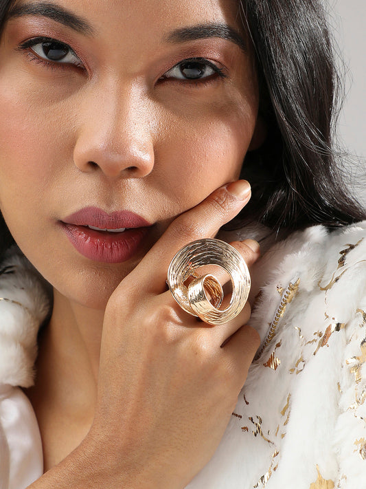 Gold-Plated Spiral Cocktail Finger Ring