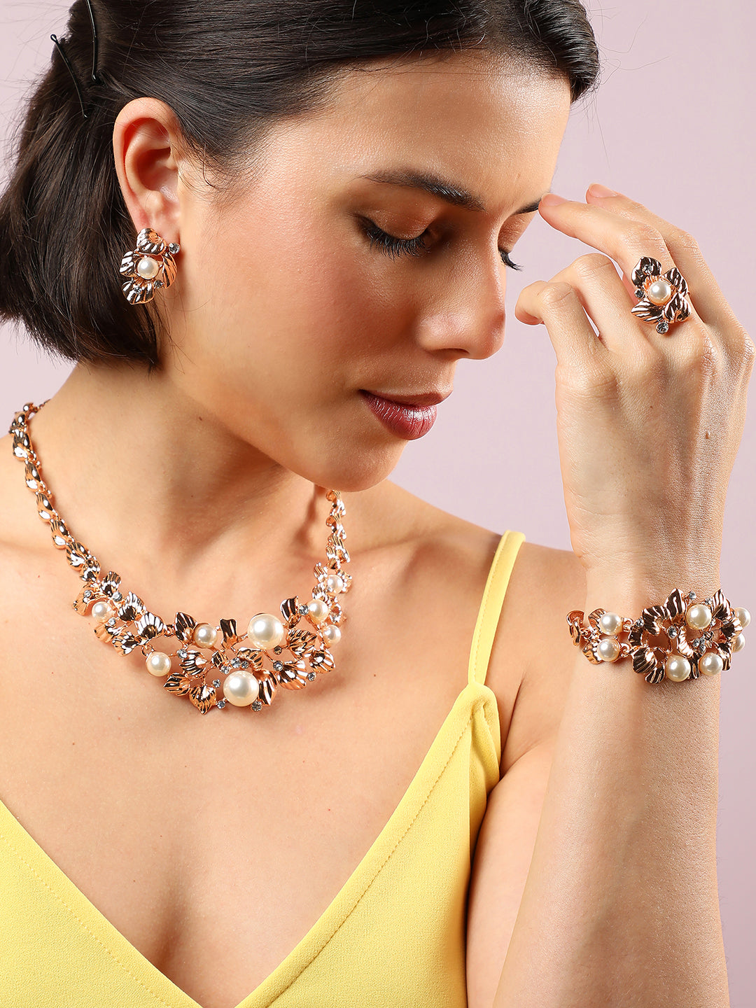 GOLD PLATED DESIGNER JEWELLERY SET