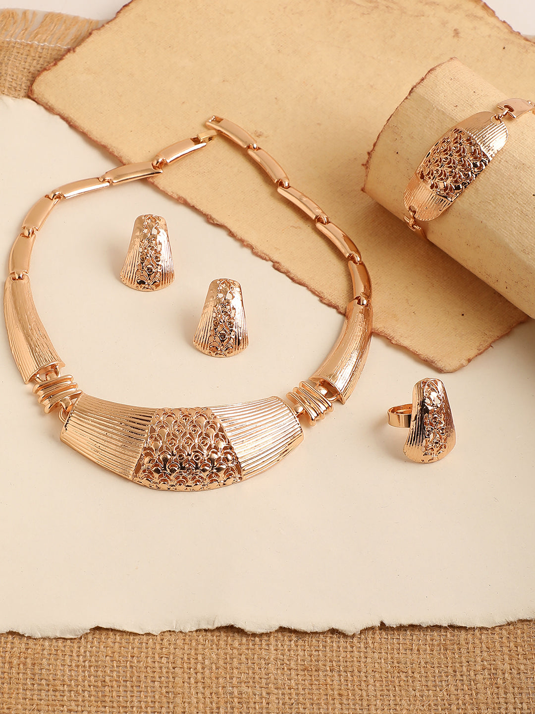 GOLD PLATED DESIGNER JEWELLERY SET