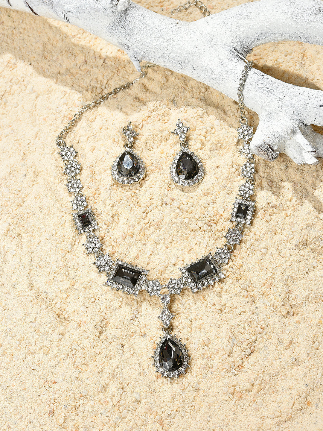 Silver Plated Designer Stone Necklace and Earring Set Jewellery Set