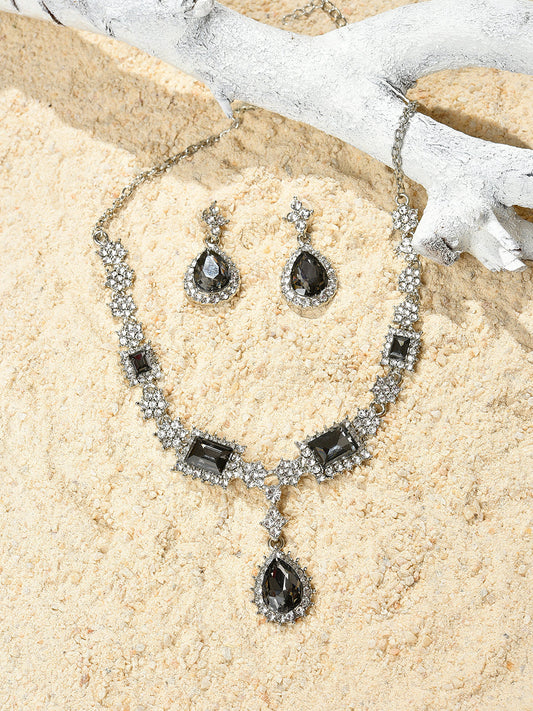Silver Plated Designer Stone Necklace and Earring Set Jewellery Set