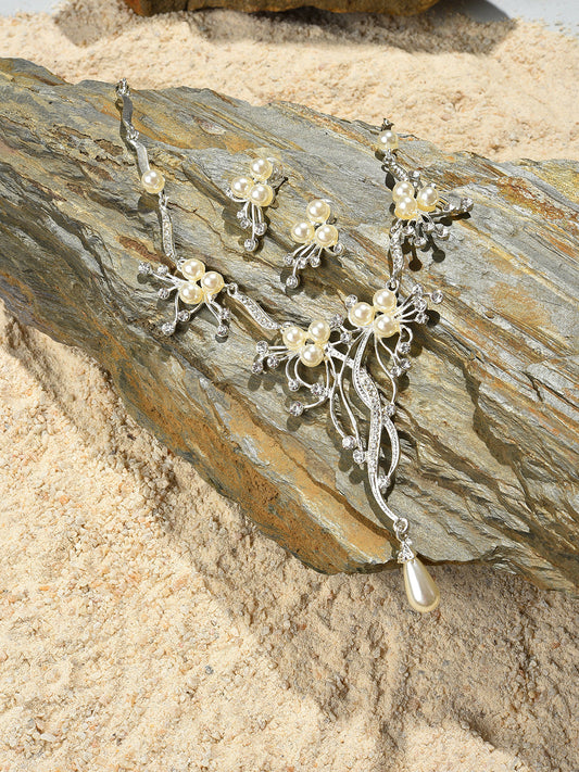 Silver Plated Designer Stone Necklace and Earring Set Jewellery Set