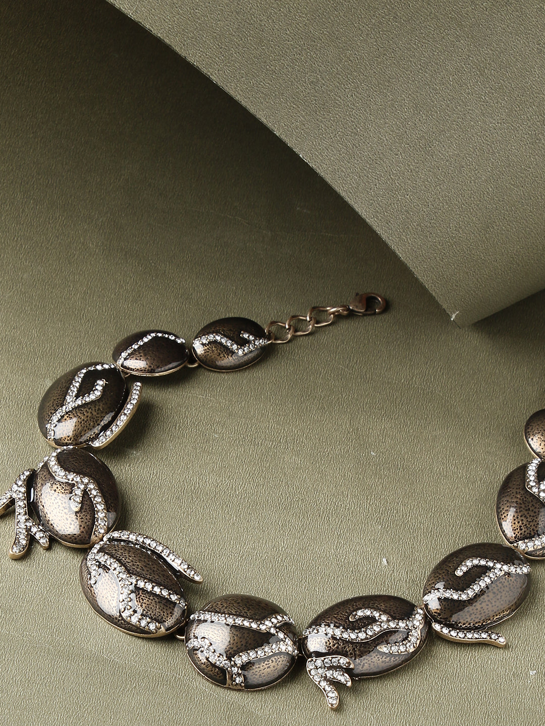 Luxe Lariat