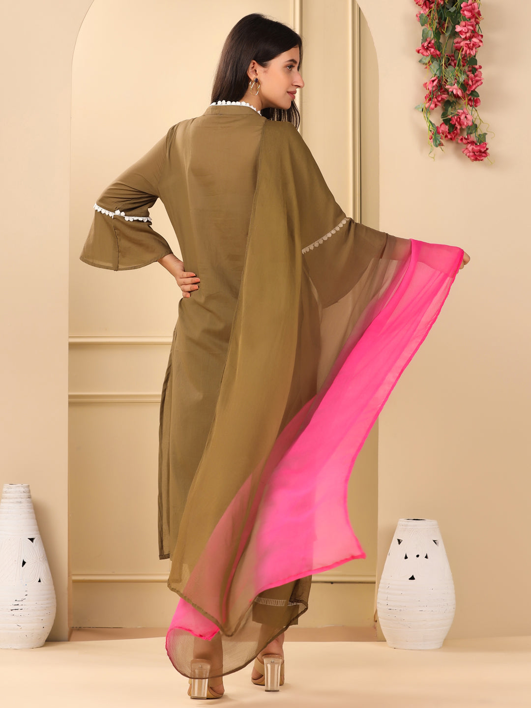 Chitra Suit Set