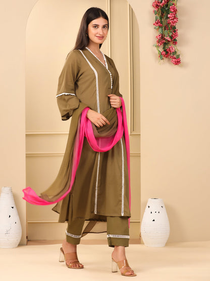 Chitra Suit Set