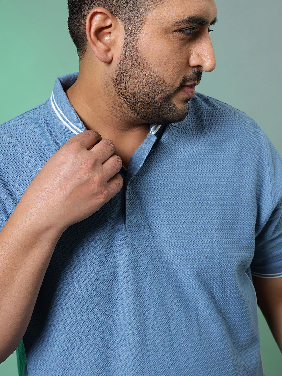PLUS SIZE MEN SOLID HALF SLEEVE CASUAL T-SHIRT