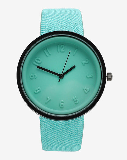 Blue & Black Analog Round Dial With Black Hour Marker & Blue Leather Strap