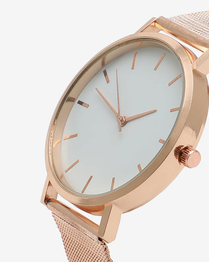 White Analog Round Dial With Gold Hour Marker & Gold Metal Mesh Strap