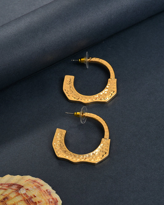 Trendy Designer Studs