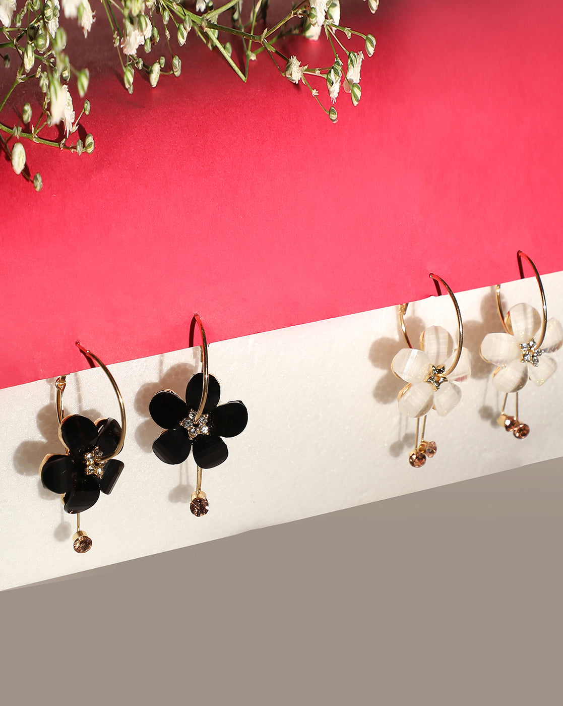 Pack of 2 Floral Designed Earrings
