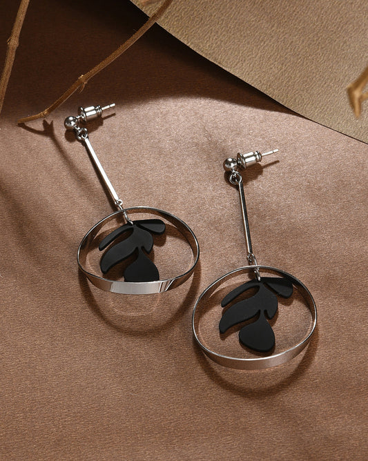 Silver Plated Designer Drop Earring