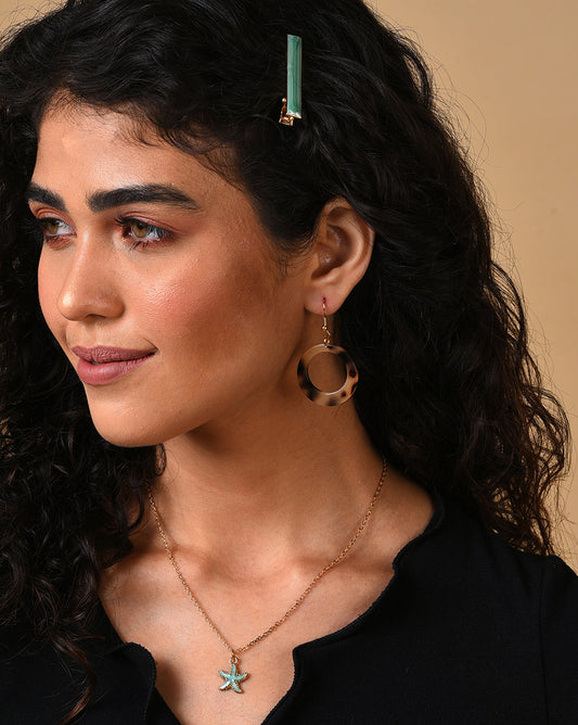 Gold Plated Designer Stone Necklace, Hair Pin and Earring Set