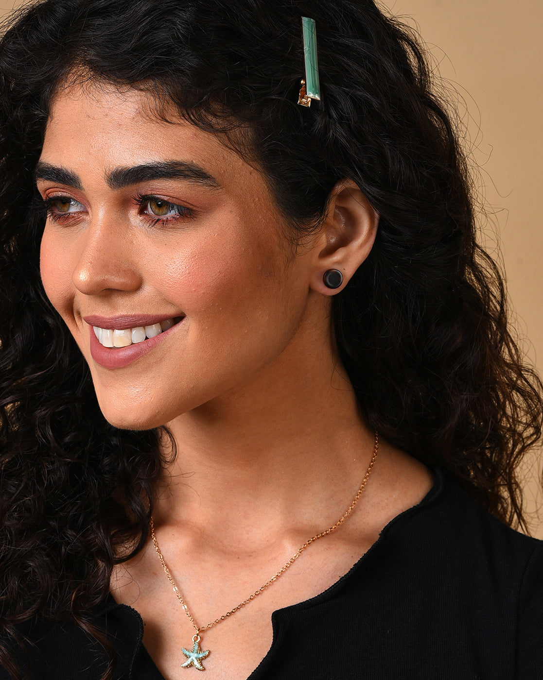 Gold Plated Designer Stone Necklace, Hair Pin and Earring Set