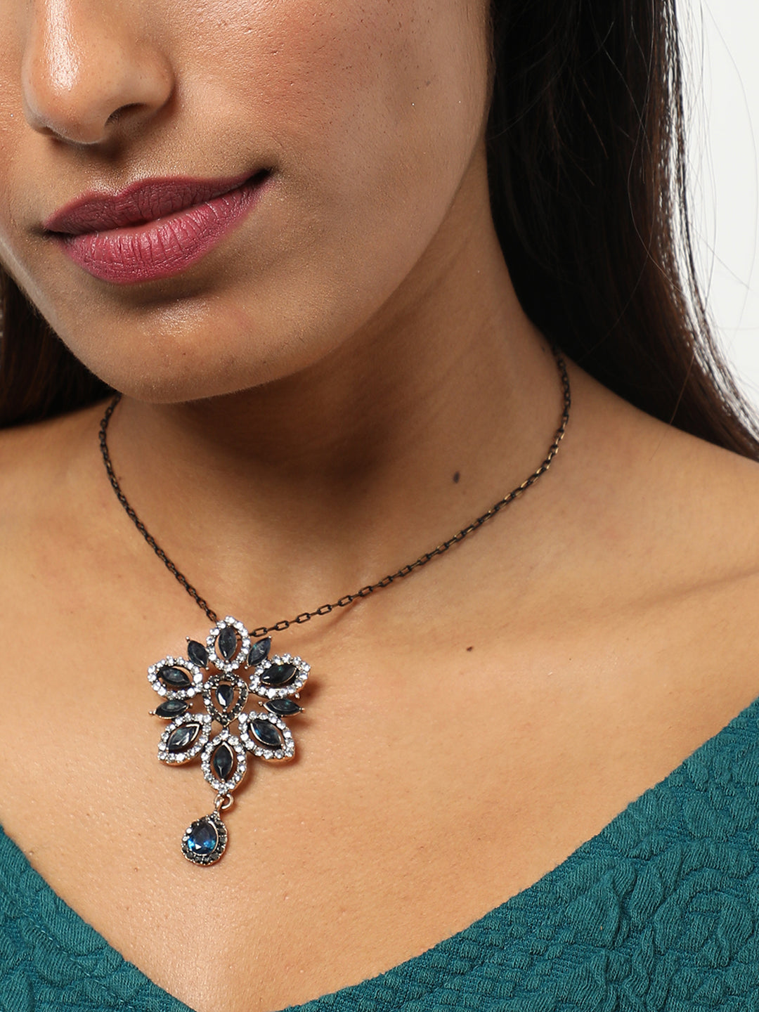 Silver Plated Designer Stone Necklace