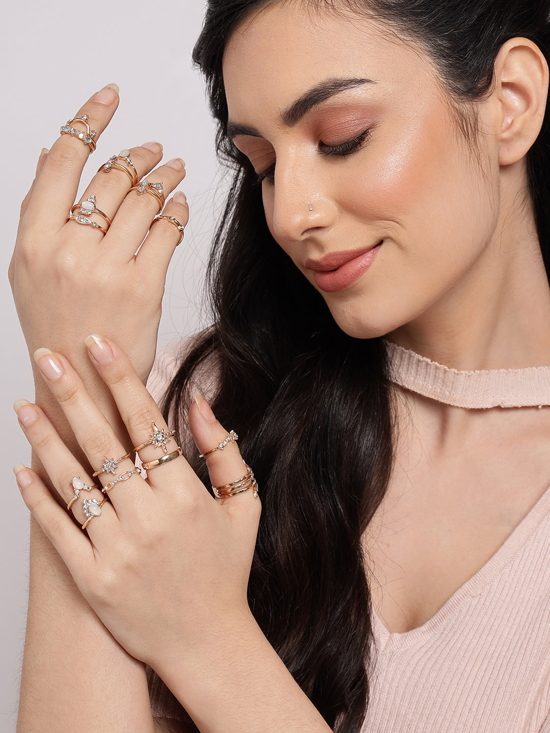 Pack of 17 Modern Rings