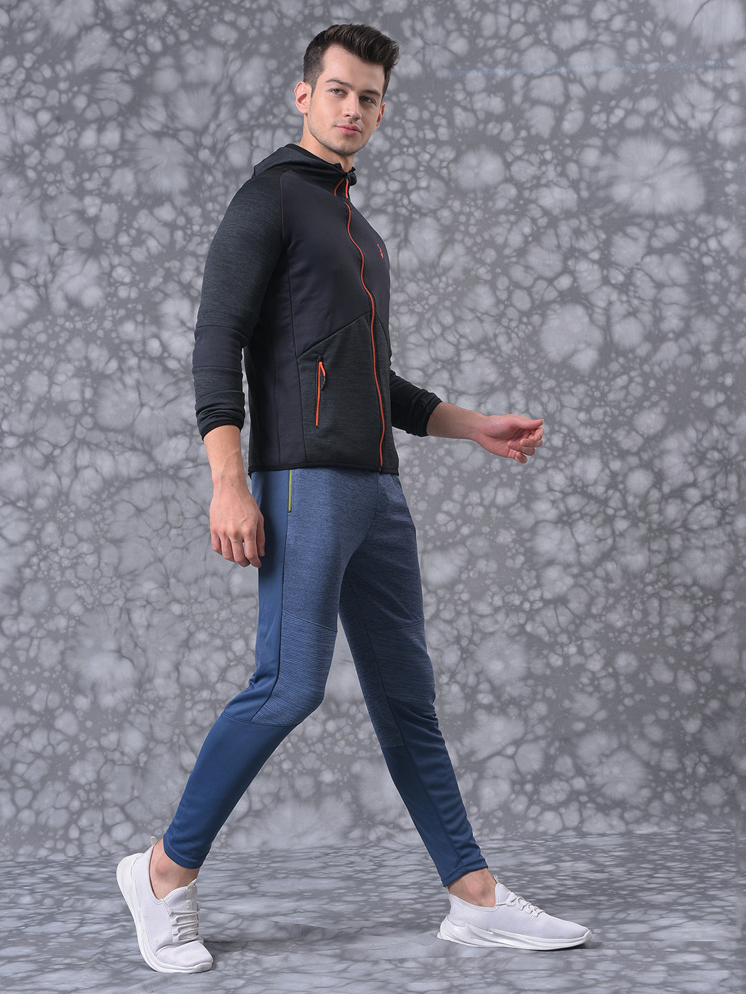 Solid Stylish Casual & Sports Hooded Tracksuit