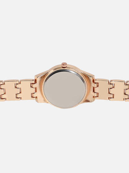 Embellished Rose Gold Round Dial With Rose Gold Metal Strap