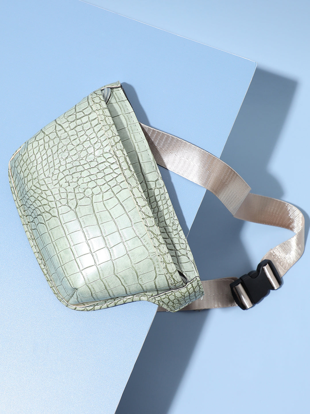 Frieda Green Belt Bag