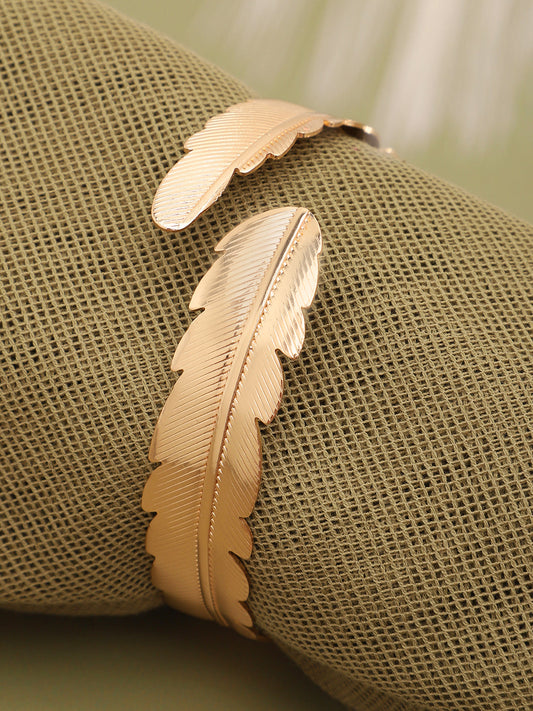 GOLD PLATED PARTY DESIGNER ARMLET FOR WOMEN